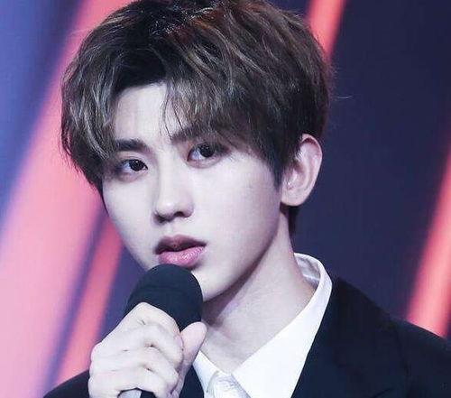 吃瓜娱乐八卦蔡徐坤视频